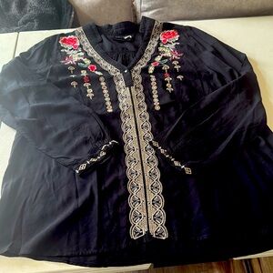 Como No by Biz long sleeved embroidered shirt black